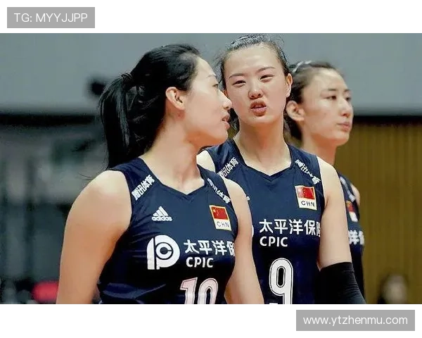 上海排球队在世界杯预选赛中以50分稳居积分榜首位